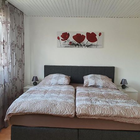 La Casita Apartment Duren ภายนอก รูปภาพ